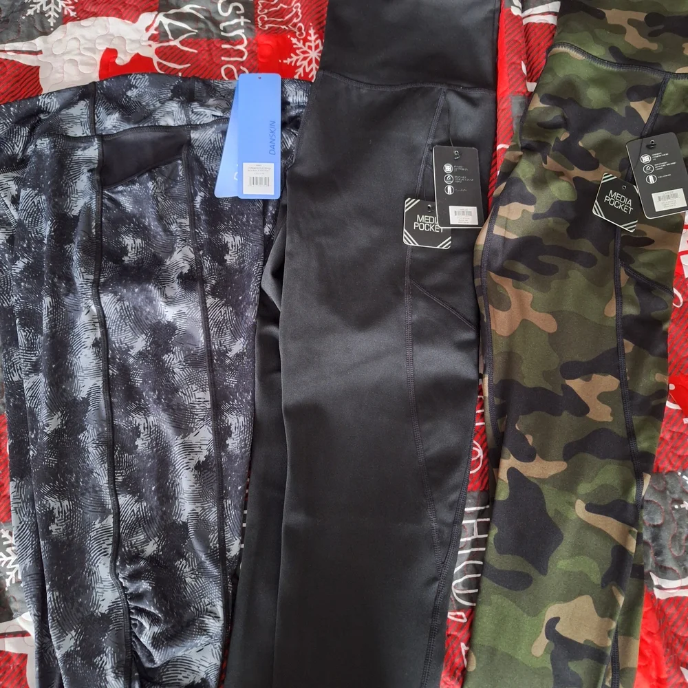 Womens Multi-Color Leggings Set